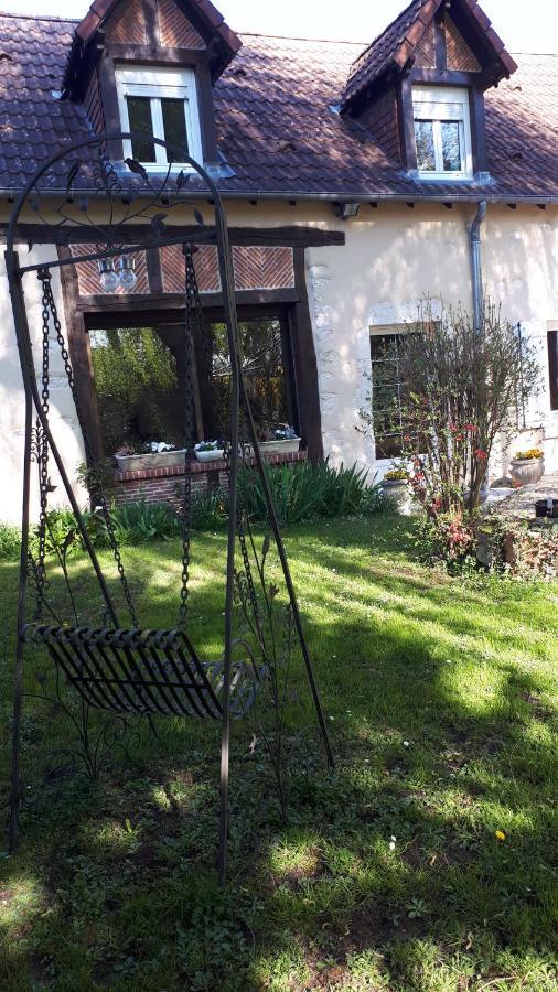 Chez Lydie Et Jean Paul Vignoux-sur-Barangeon Екстериор снимка